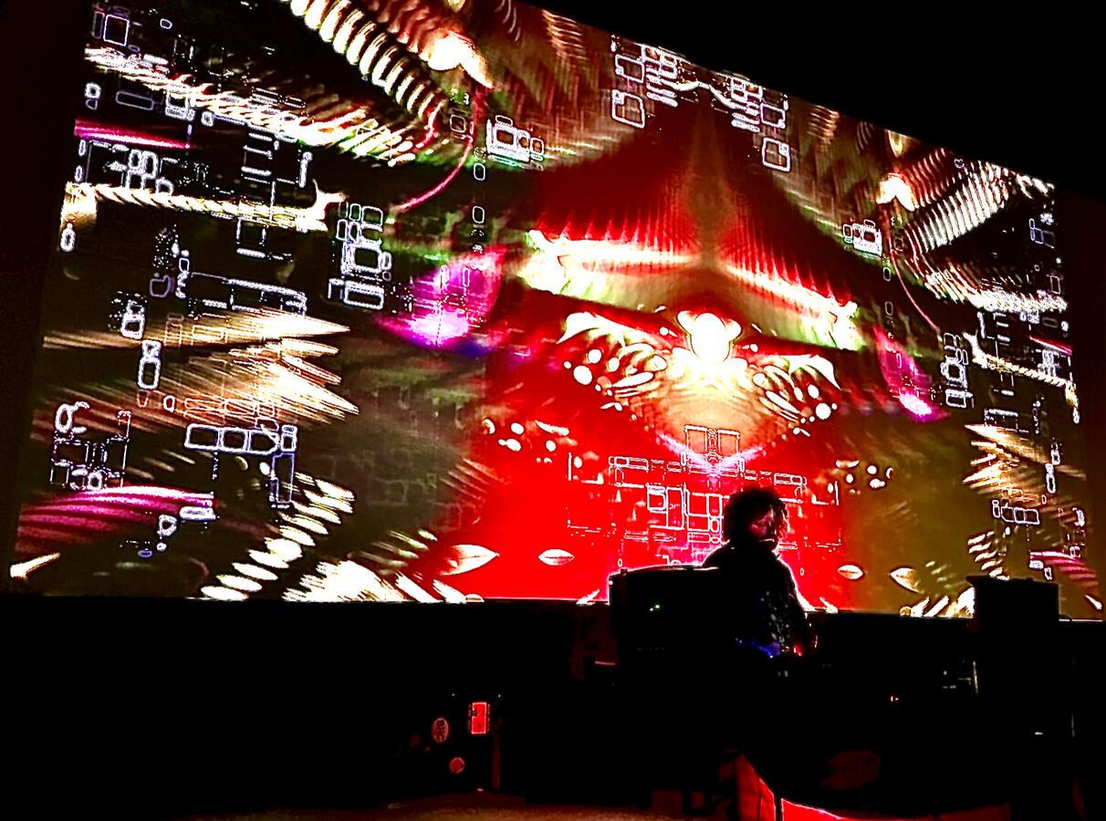 Zevi w/ visuals by B.0ne.R